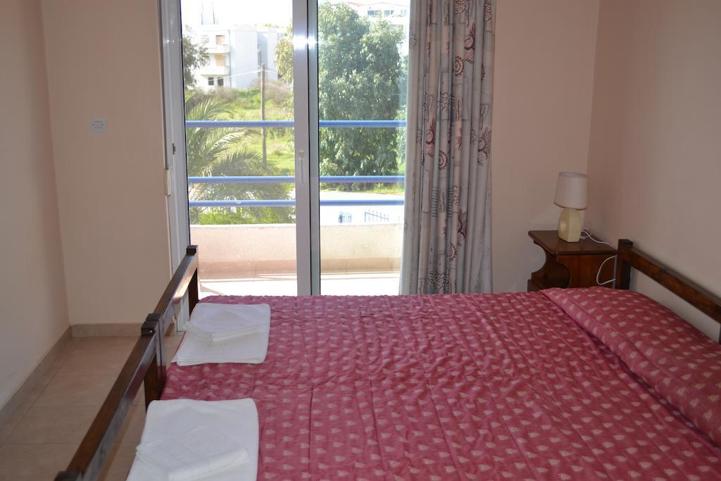 Petasos Apartments 1 Gennadi Rom bilde